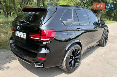 Позашляховик / Кросовер BMW X5 2016 в 