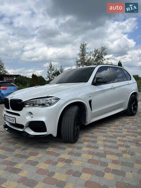 Внедорожник / Кроссовер BMW X5 2013 в Днепре