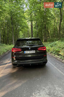 Внедорожник / Кроссовер BMW X5 2021 в 
