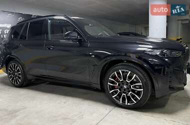 Внедорожник / Кроссовер BMW X5 2024 в 