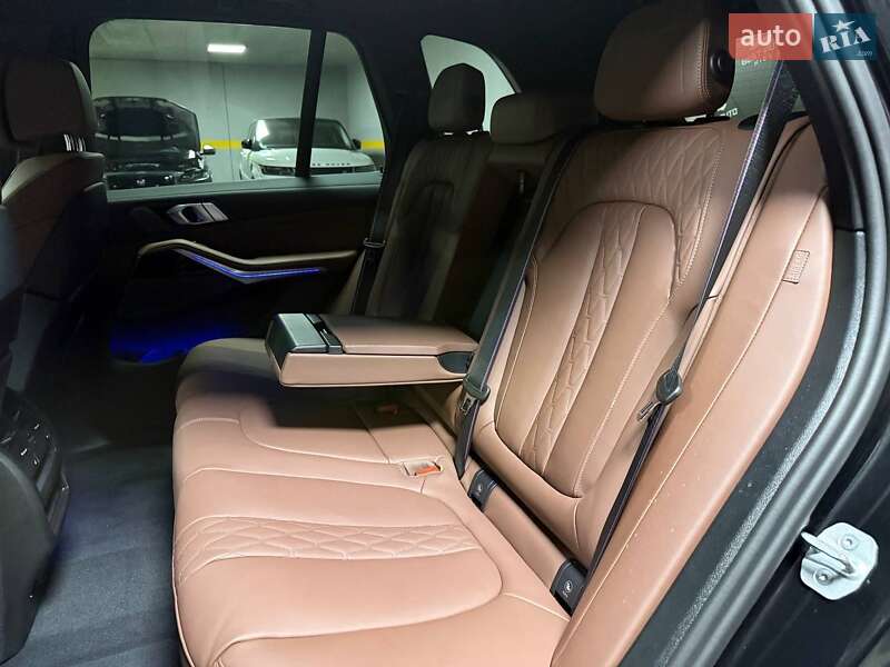 Позашляховик / Кросовер BMW X5 2024 в Києві