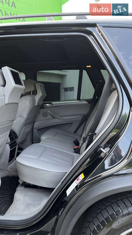 Позашляховик / Кросовер BMW X5 2007 в Києві