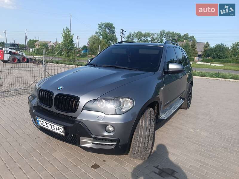 Внедорожник / Кроссовер BMW X5 2009 в 