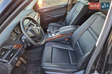 Внедорожник / Кроссовер BMW X5 2011 в 
