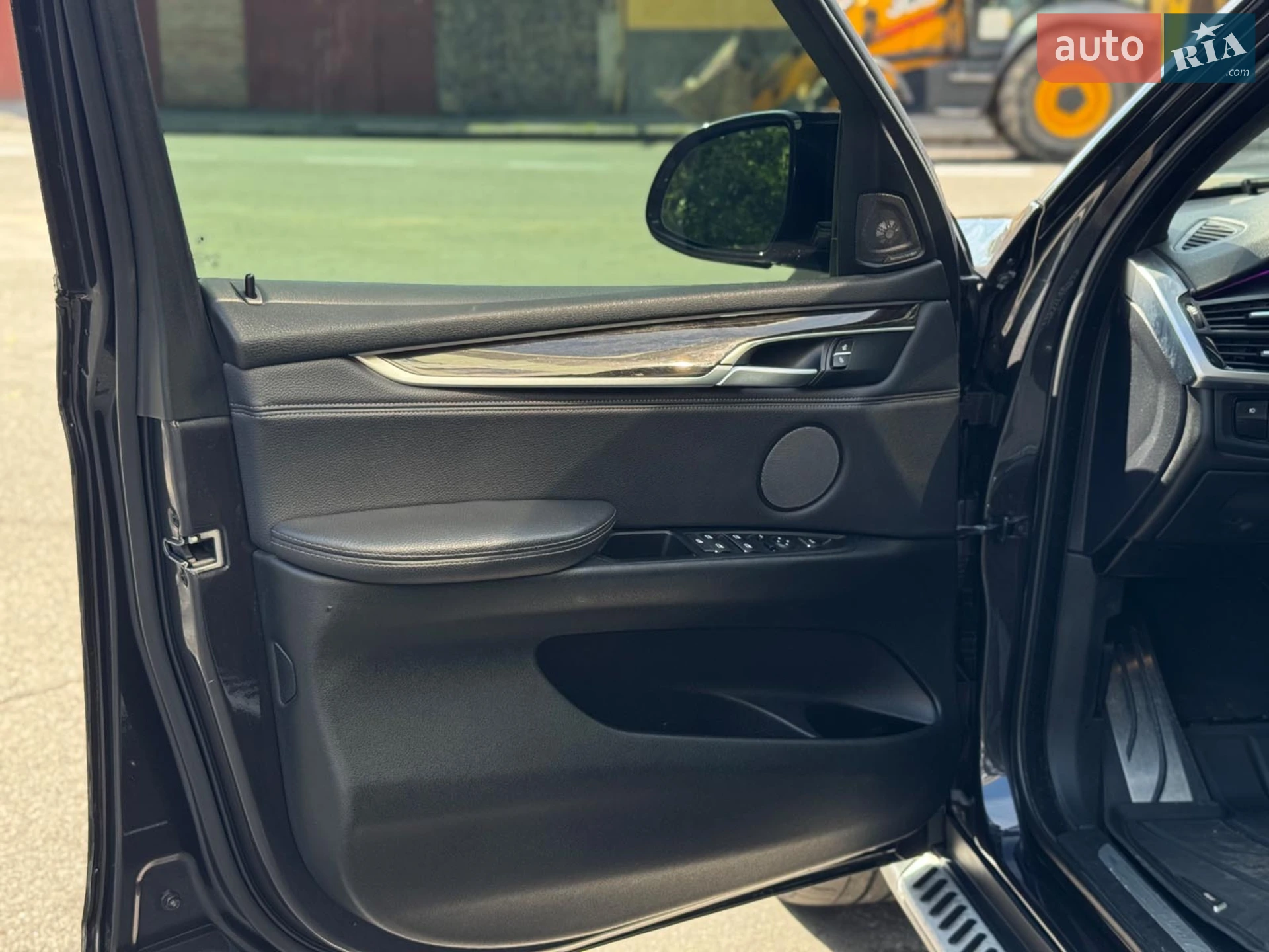 2016 BMW X5 - мініатюра 18