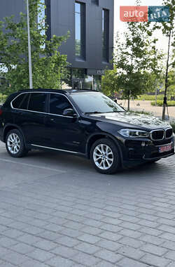 Позашляховик / Кросовер BMW X5 2016 в Рівному