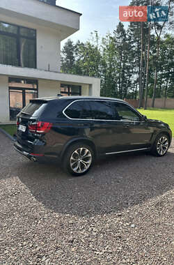 Позашляховик / Кросовер BMW X5 2014 в 