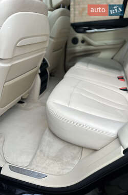 Позашляховик / Кросовер BMW X5 2014 в 