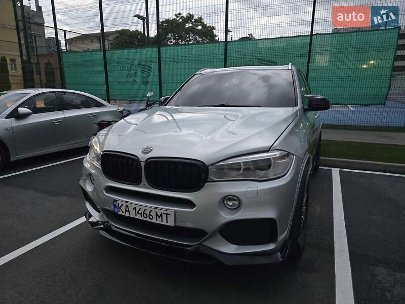 Позашляховик / Кросовер BMW X5 2016 в Києві