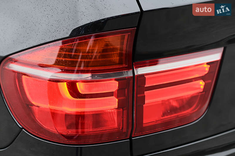 Внедорожник / Кроссовер BMW X5 2011 в Дубно