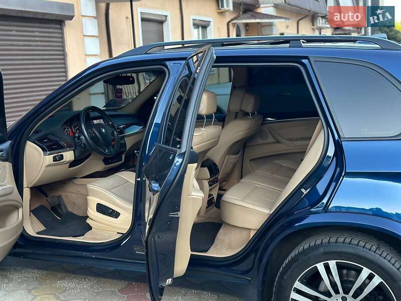 Внедорожник / Кроссовер BMW X5 2011 в Чернигове