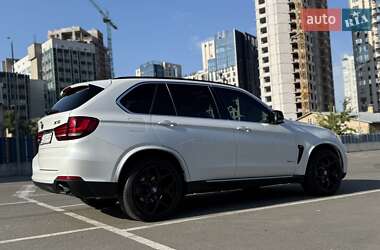 Позашляховик / Кросовер BMW X5 2016 в 