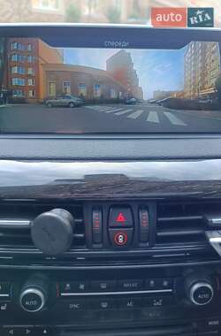 Позашляховик / Кросовер BMW X5 2017 в 