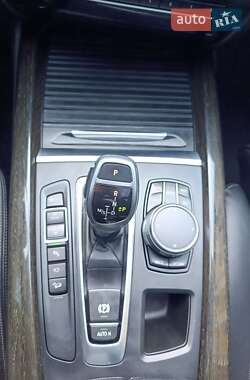Позашляховик / Кросовер BMW X5 2017 в 