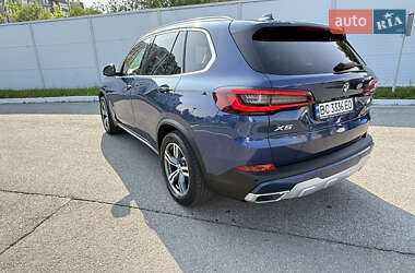 Внедорожник / Кроссовер BMW X5 2021 в 