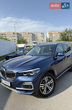 Внедорожник / Кроссовер BMW X5 2021 в 