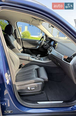 Внедорожник / Кроссовер BMW X5 2021 в 