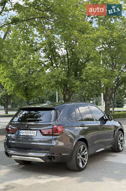 Внедорожник / Кроссовер BMW X5 2014 в 