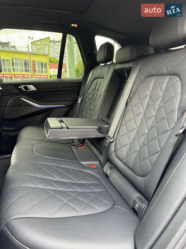 Внедорожник / Кроссовер BMW X5 2023 в Ивано-Франковске