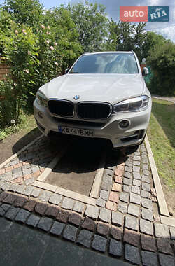 Внедорожник / Кроссовер BMW X5 2015 в 
