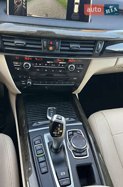 Внедорожник / Кроссовер BMW X5 2016 в 