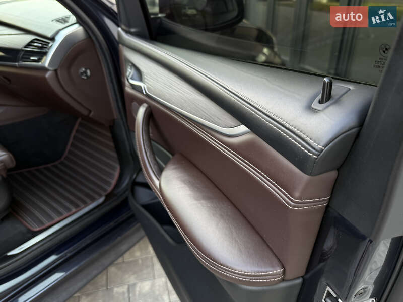 Внедорожник / Кроссовер BMW X5 2014 в Иршаве