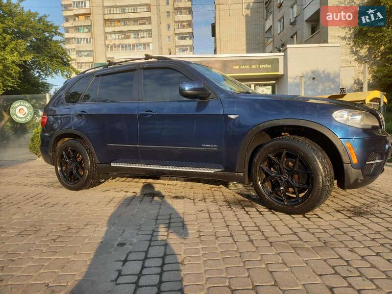 Внедорожник / Кроссовер BMW X5 2012 в Львове