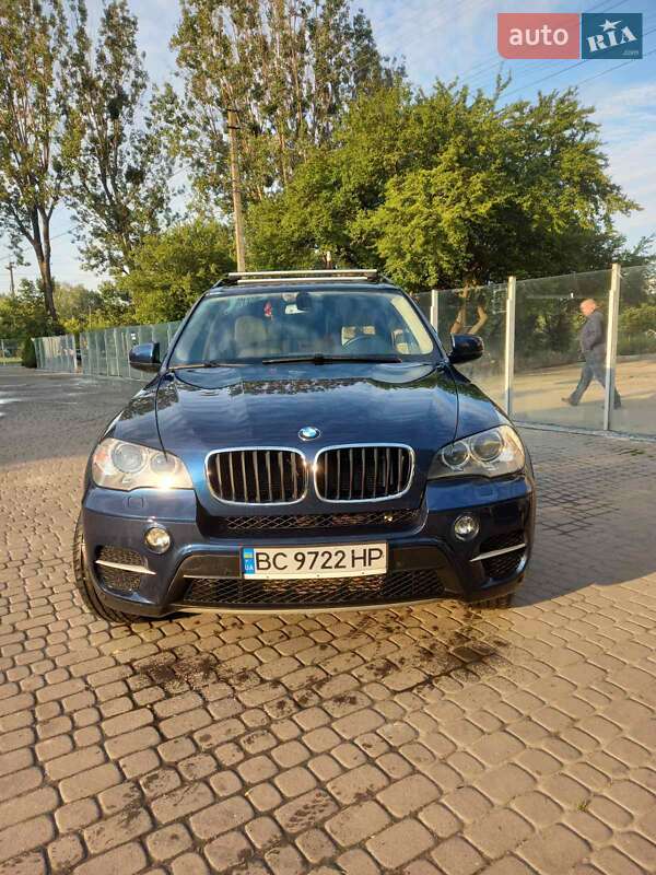 Внедорожник / Кроссовер BMW X5 2012 в Львове