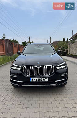 Внедорожник / Кроссовер BMW X5 2019 в 