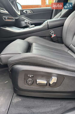 Внедорожник / Кроссовер BMW X5 2019 в 