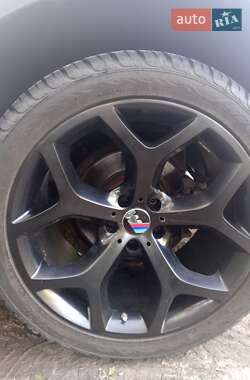 Внедорожник / Кроссовер BMW X5 2010 в 