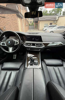 Внедорожник / Кроссовер BMW X5 2019 в 