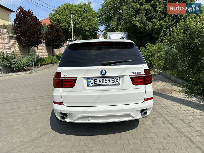 Внедорожник / Кроссовер BMW X5 2012 в Черновцах