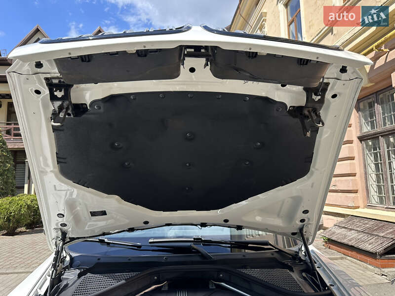 Внедорожник / Кроссовер BMW X5 2012 в Черновцах