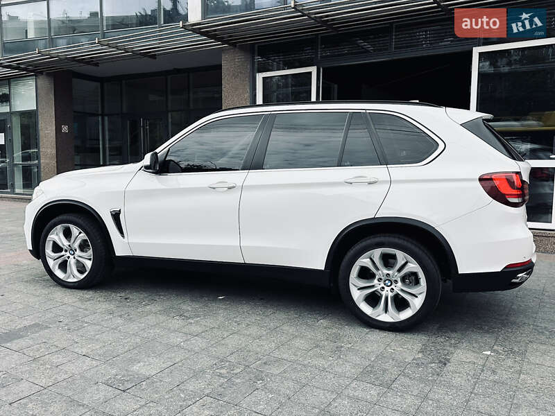 Позашляховик / Кросовер BMW X5 2015 в Києві
