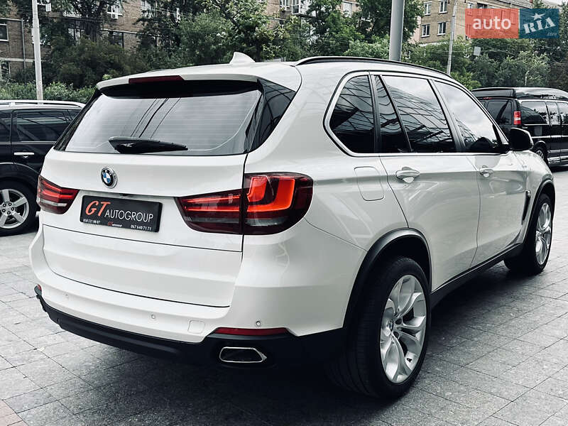 Позашляховик / Кросовер BMW X5 2015 в Києві