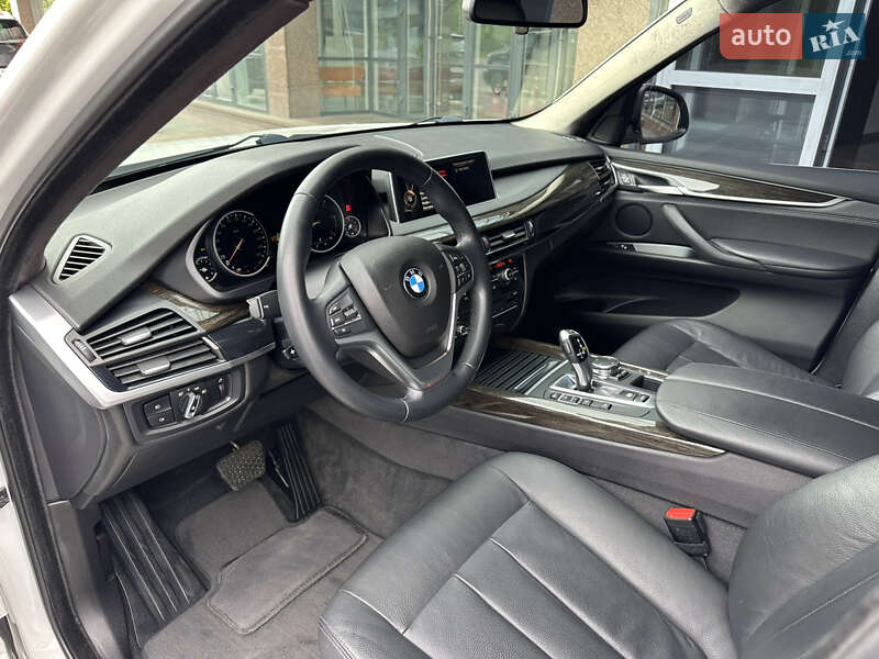 Позашляховик / Кросовер BMW X5 2015 в Києві