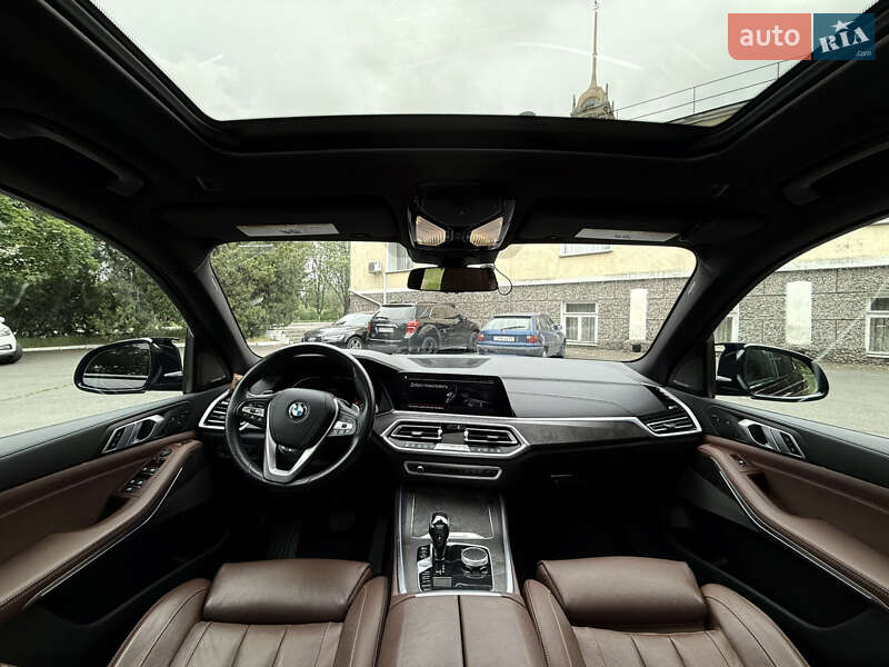 Внедорожник / Кроссовер BMW X5 2020 в Одессе