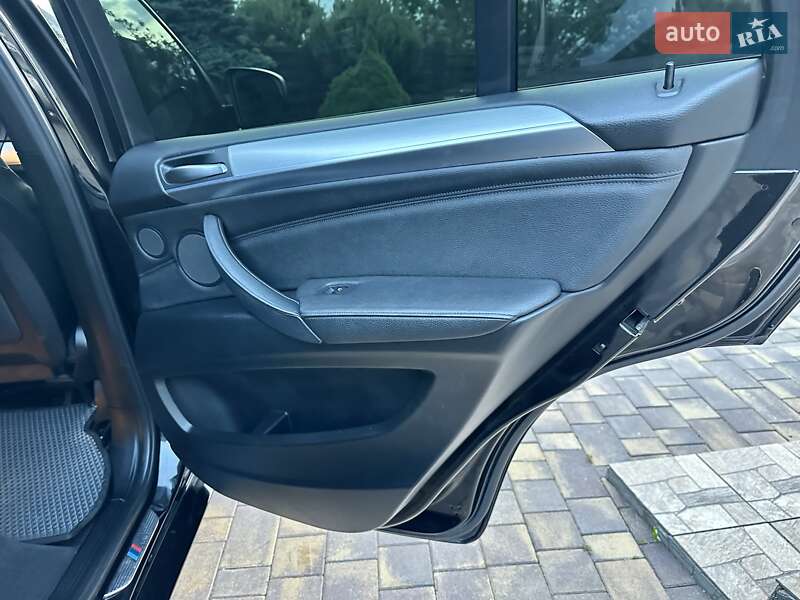 Позашляховик / Кросовер BMW X5 2010 в Вінниці