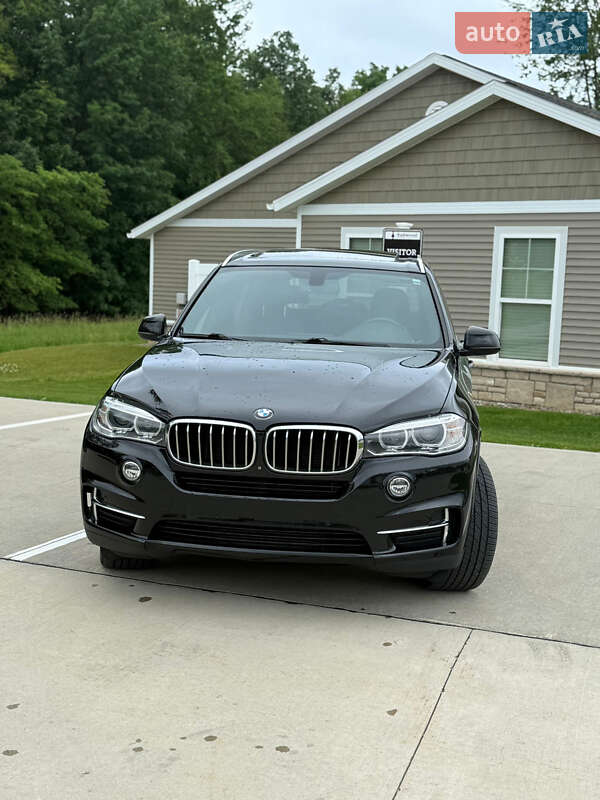 Позашляховик / Кросовер BMW X5 2018 в Чернівцях