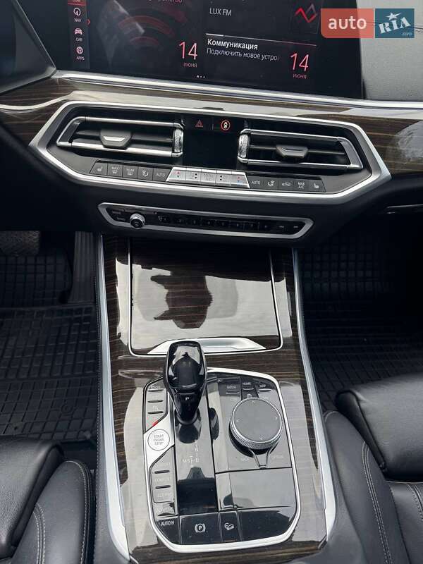 Внедорожник / Кроссовер BMW X5 2019 в Киеве