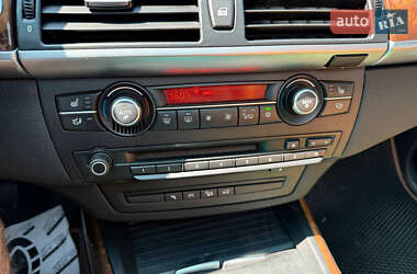Внедорожник / Кроссовер BMW X5 2007 в 