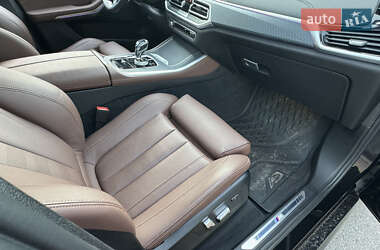 Внедорожник / Кроссовер BMW X5 2022 в 