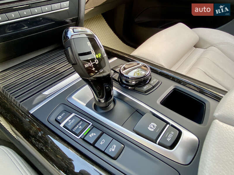 Позашляховик / Кросовер BMW X5 2014 в Києві