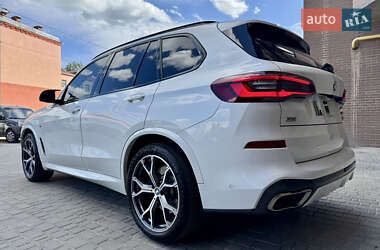 Внедорожник / Кроссовер BMW X5 2021 в 