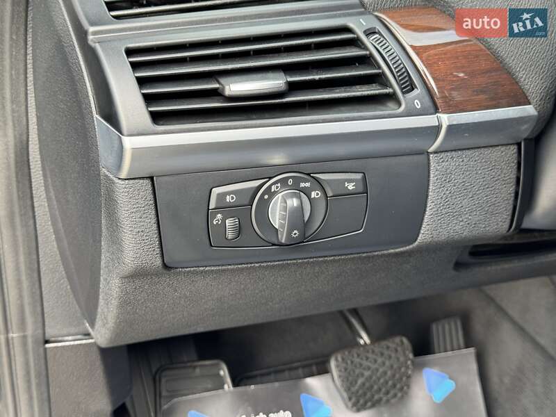 Позашляховик / Кросовер BMW X5 2012 в Рівному