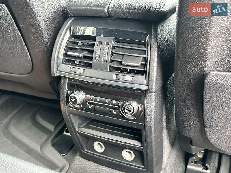 Позашляховик / Кросовер BMW X5 2014 в Києві