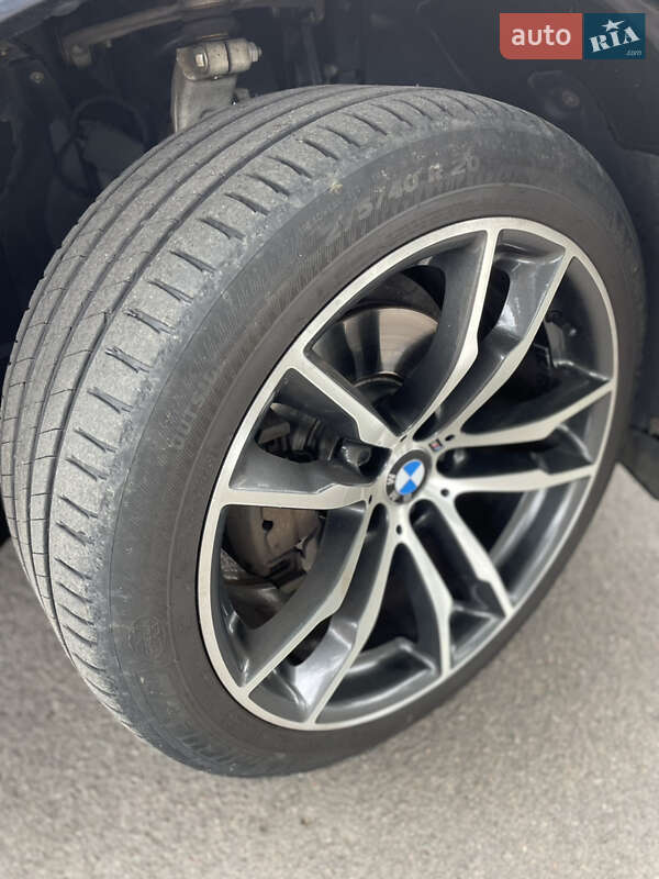 Внедорожник / Кроссовер BMW X5 2017 в Черкассах