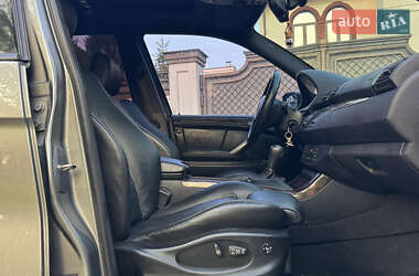 Внедорожник / Кроссовер BMW X5 2004 в 