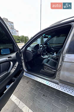 Внедорожник / Кроссовер BMW X5 2005 в 